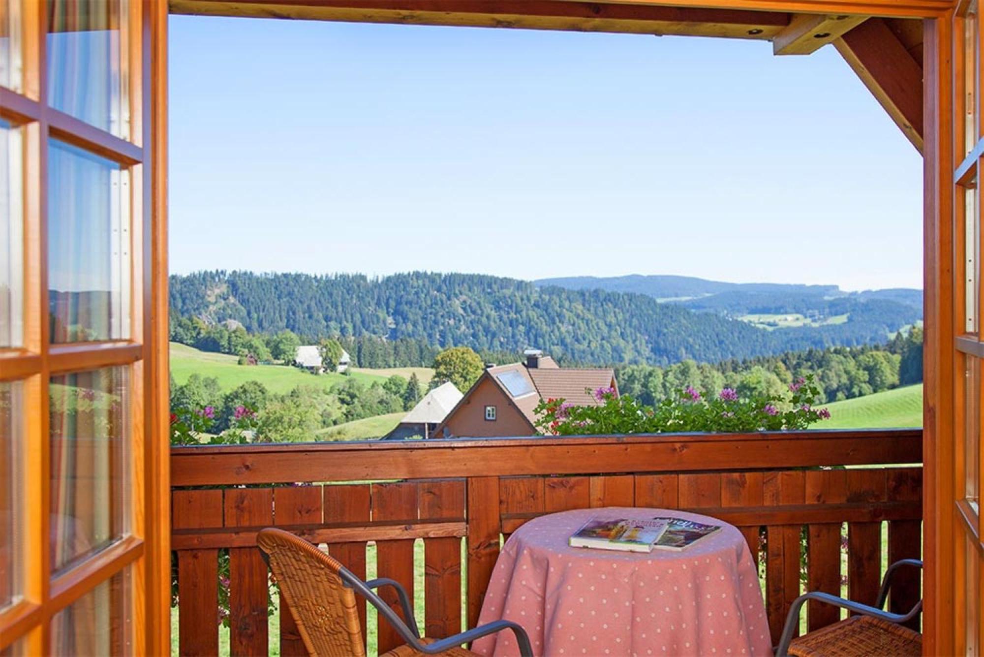 Ferienhaus Esche Hinterzarten Exterior photo